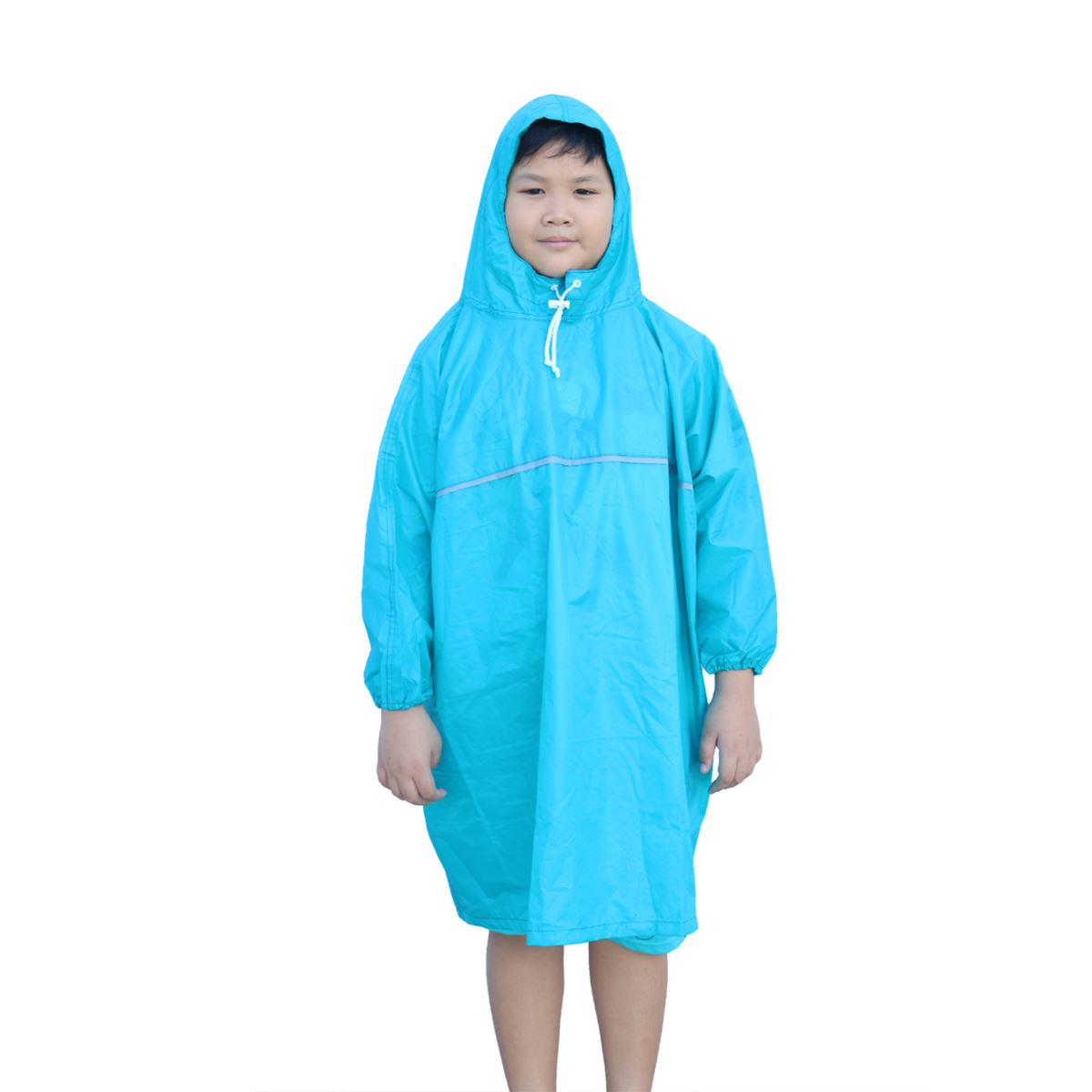 Áo mưa Poncho trẻ em CoToCo với thiết kế trùm, giữ ấm và bảo vệ cơ thể cho trẻ khi đi mưa.