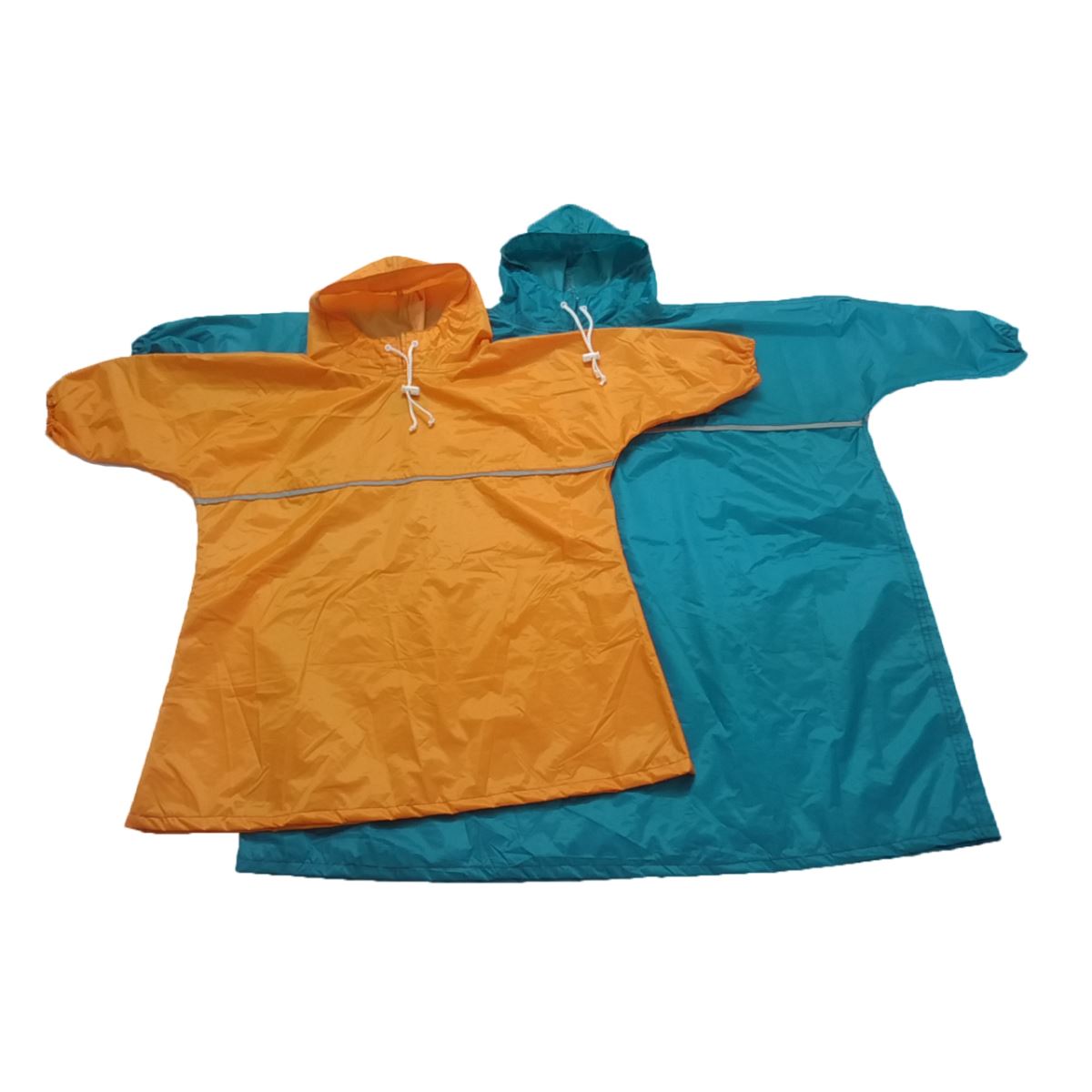 Áo mưa Pocnho trẻ em CoToCo sản xuất từ chất liệu cao cấp, giữ ấm và bảo vệ cơ thể trẻ trong môi trường khắc nghiệt.