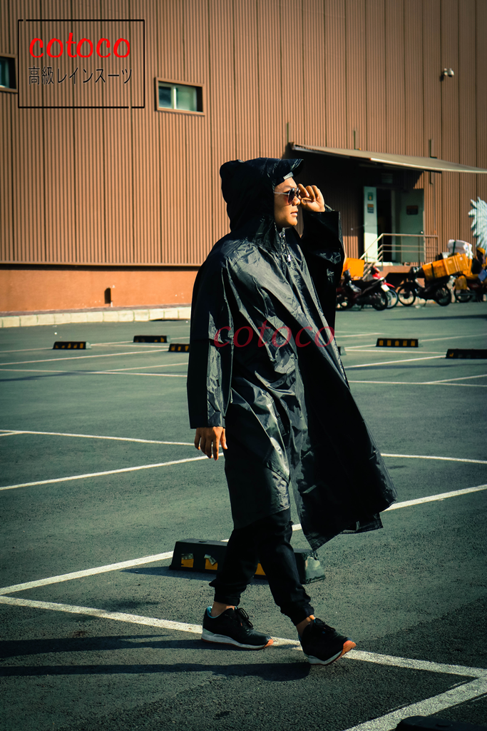 Áo mưa Poncho CoToCo là sự lựa chọn "số 1" của người tiêu dùng khi tìm kiếm áo mưa thời trang, an toàn.